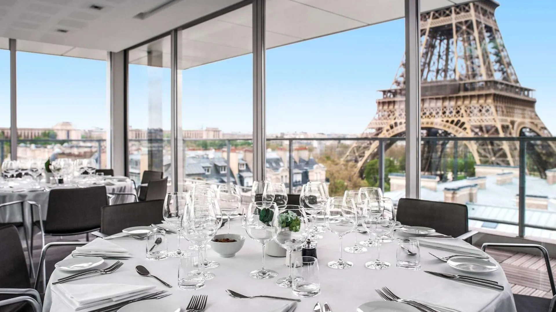 Pullman Tour Eiffel Hotel Paris