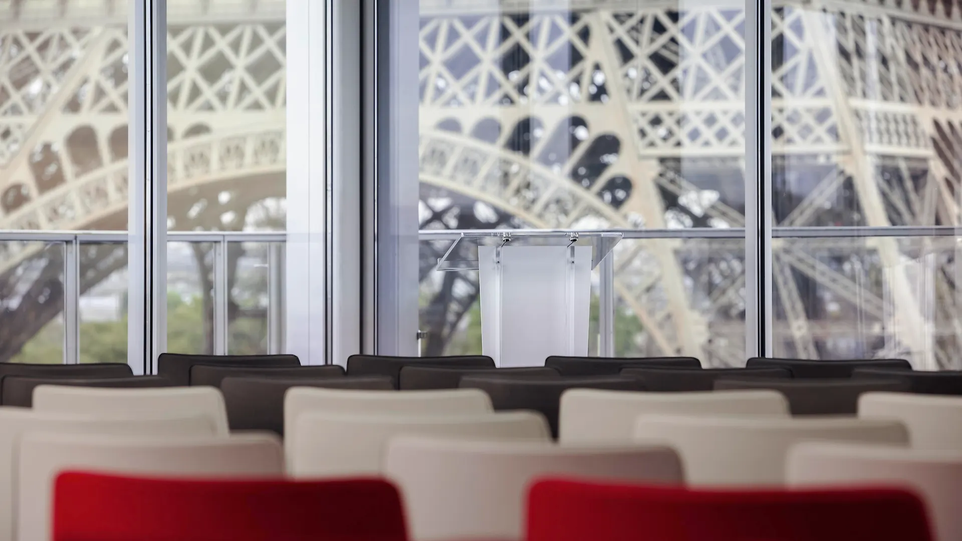 Hotel Pullman Tour Eiffel 4*