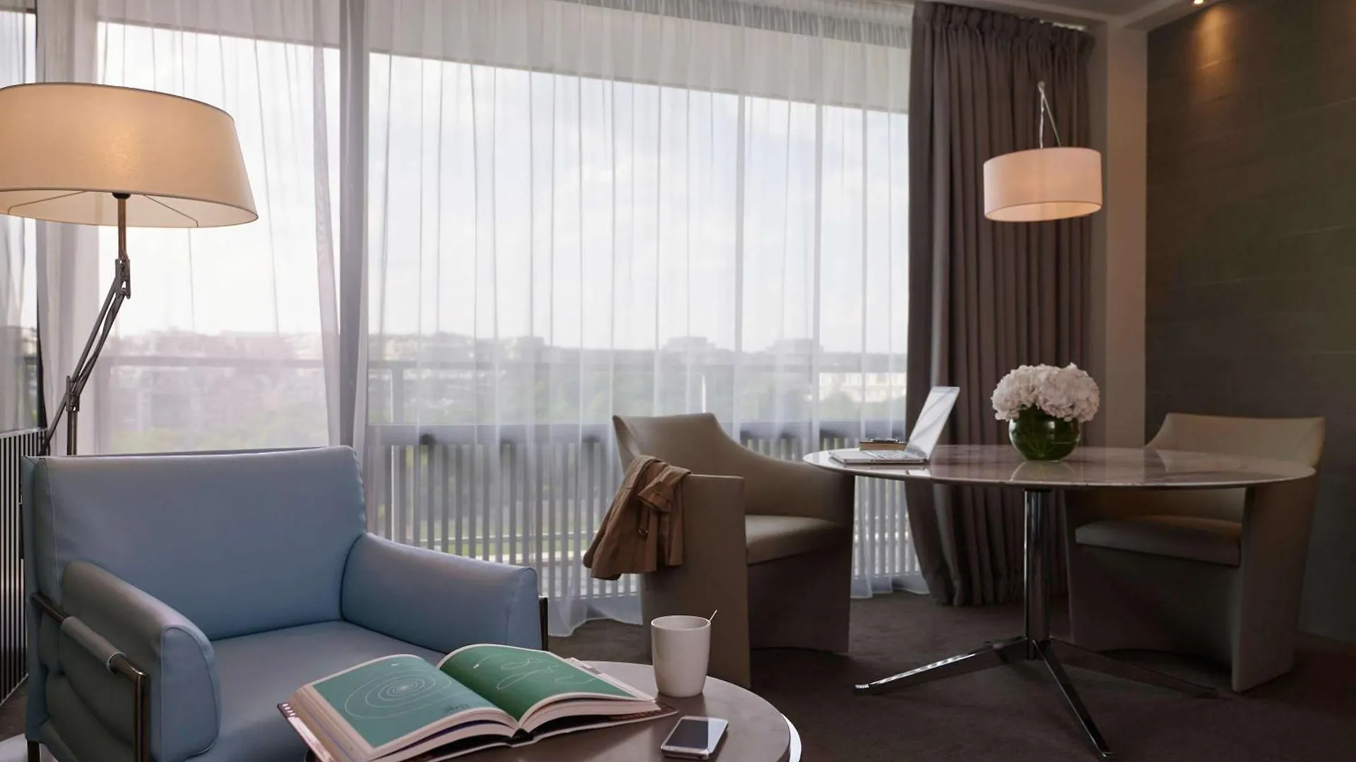 Pullman Tour Eiffel Parijs