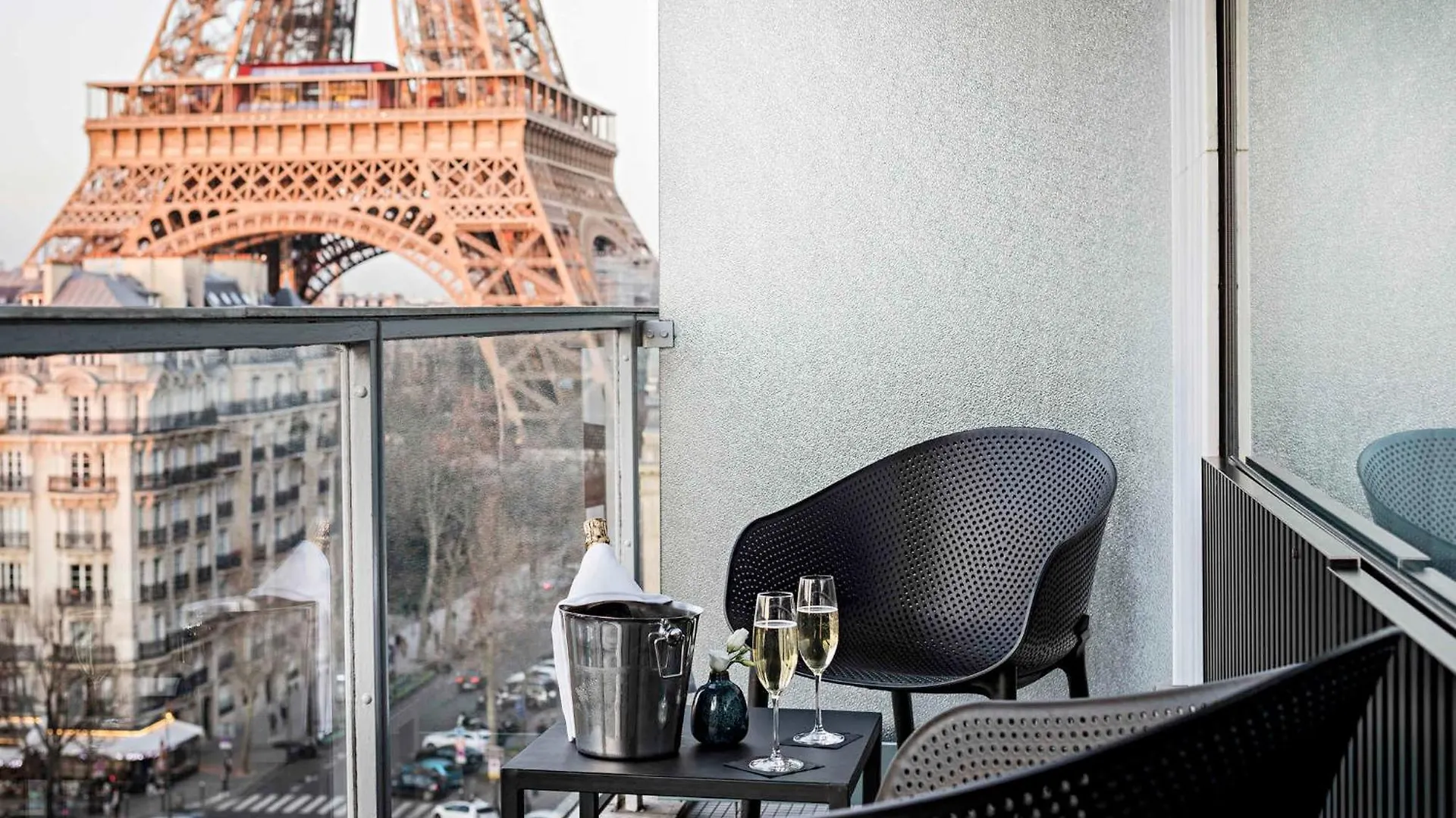 Pullman Tour Eiffel